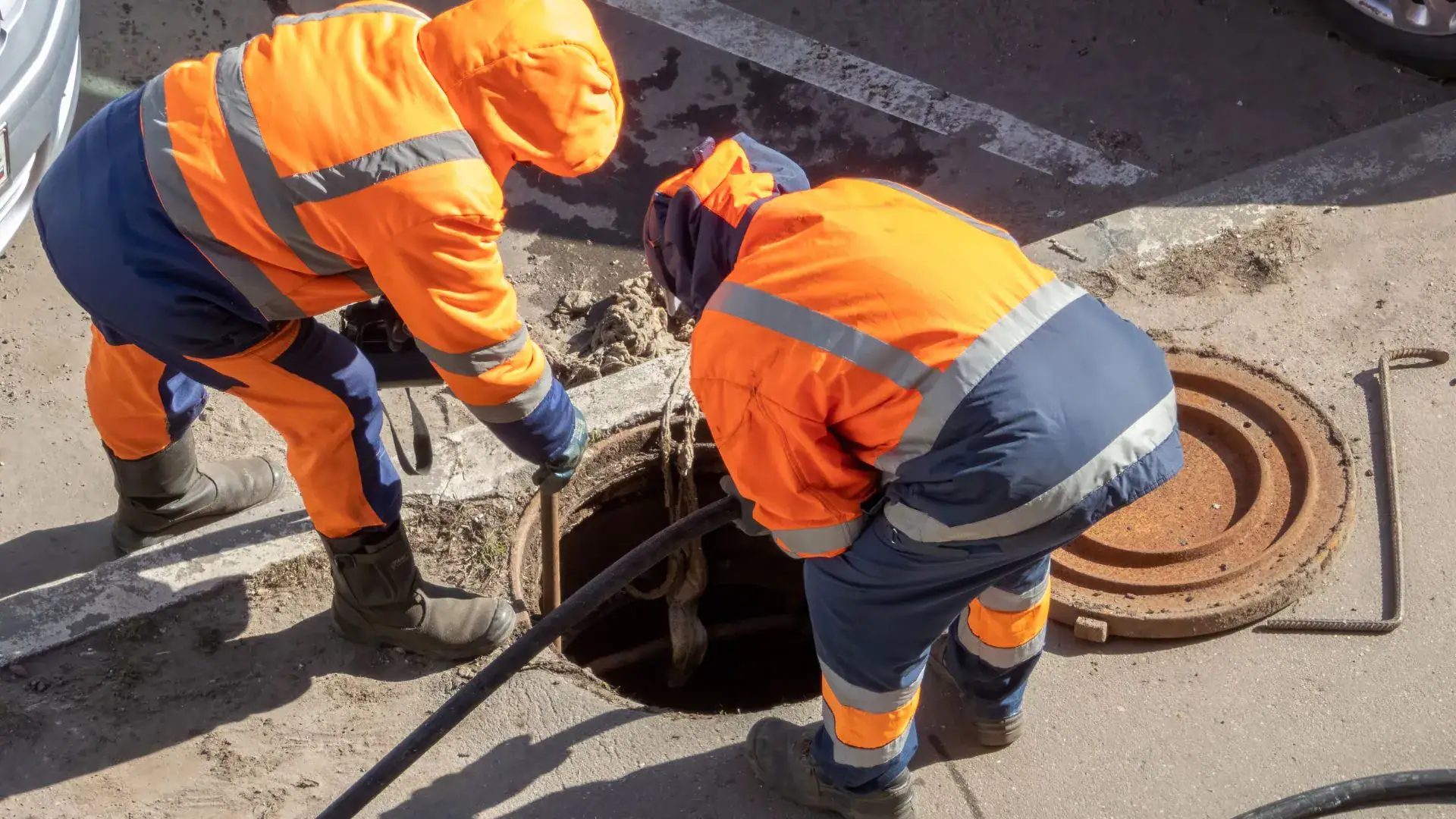 ¿Por qué huele mal el alcantarillado y qué puedes hacer al respecto en tu comunidad? 